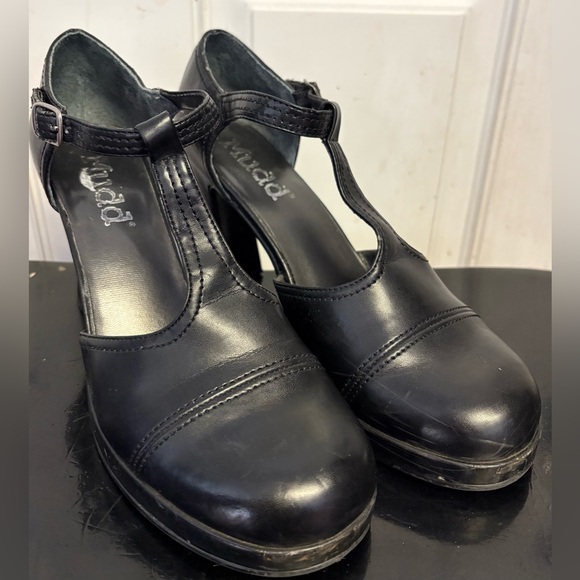 Mudd Shoes - Vintage Y2K Mudd Chunky Heel Mary Jane’s